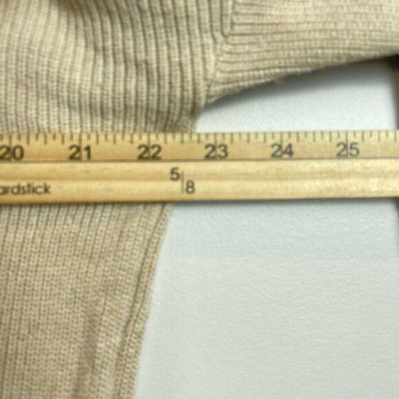 WISPR Brodie Womens Sweater XS Beige V Neck Clean Girl Neutral Top Minimalist - Picture 7 of 8